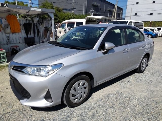 3738 Toyota Corolla axio NRE161 2018 г. (LUM Fukuoka Nyusatsu)